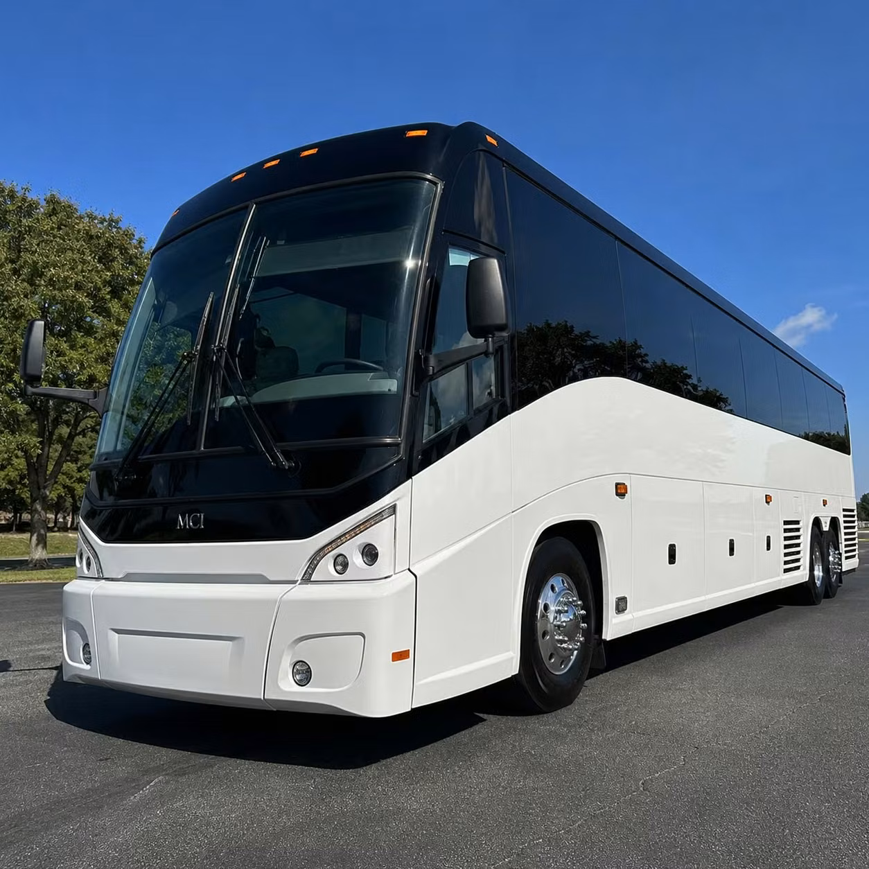 choosing the right bus for long distance travel from scranton is easy with charterbusrentalscrantonpa com